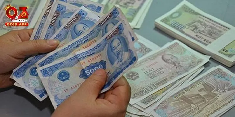 Mộng nhặt tiền lẻ thể hiện sự bất an về mặt tài chính